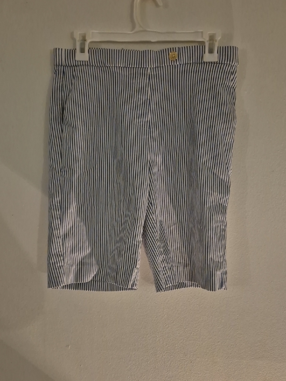 Jones New York Blue and White Striped Flat Front Shorts